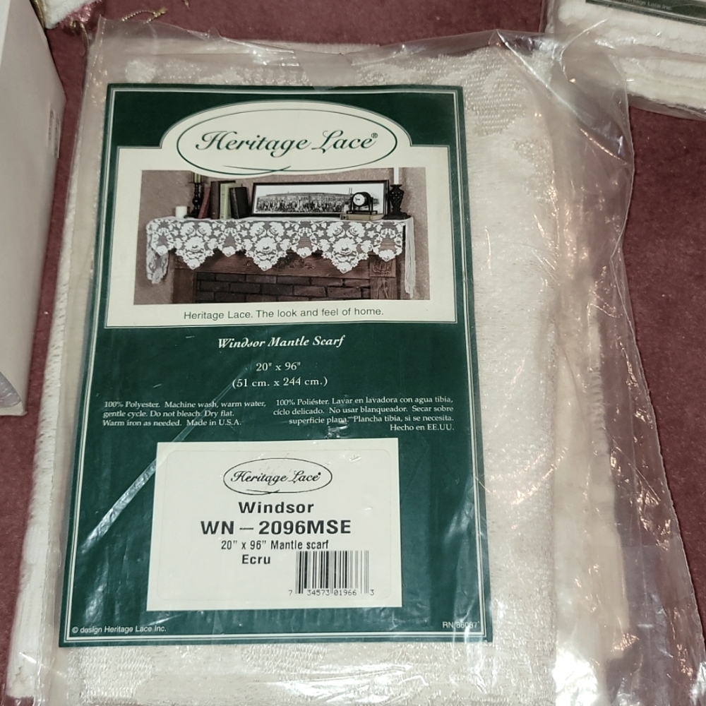 Windsor Lace Mantle Scarf